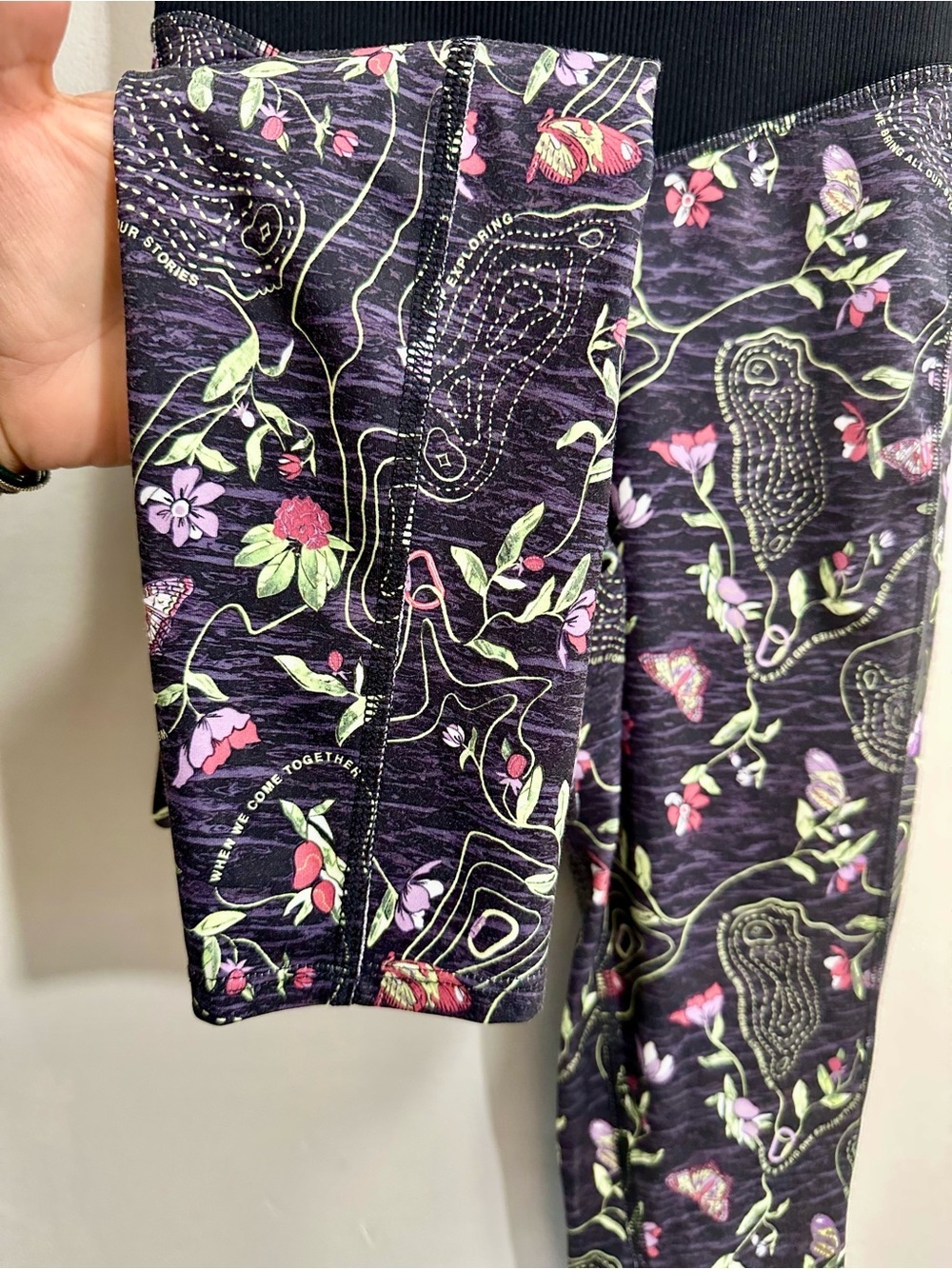 North Face Dune Sky 7/8 Tight leggings Colorful Floral size S - Picture 4 of 8